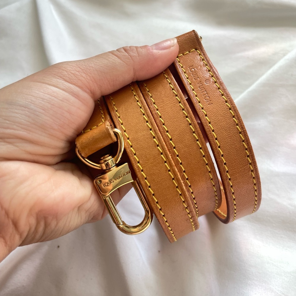 Authentic Louis Vuitton Leather Vachetta Strap with Gold Hardware 39 inches long